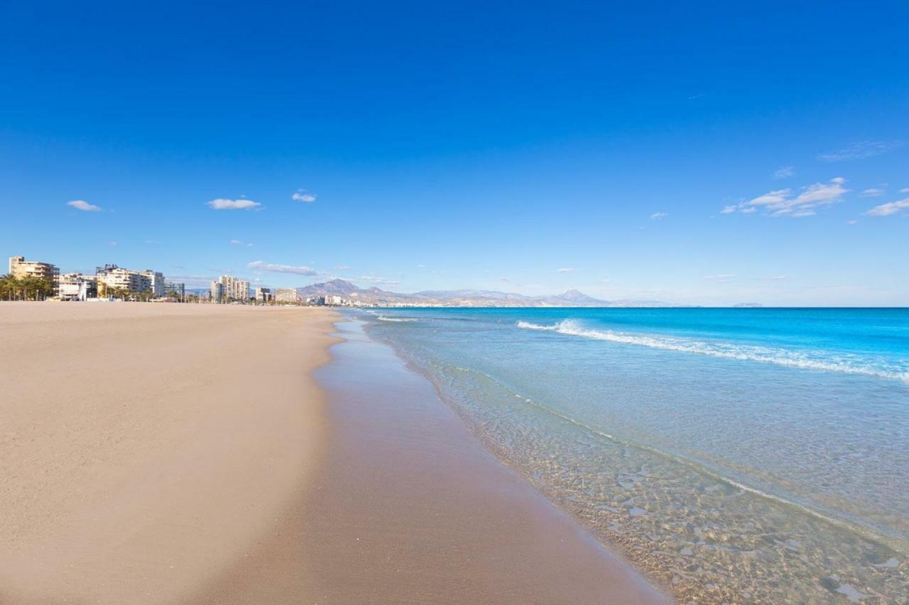 דירות אל קאמפיו 1A Linea Playa San Juan. Vistas. Piscina. Bbq. Gym מראה חיצוני תמונה